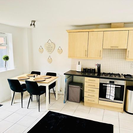 Harmony House 3 Bedroom New Build For Families, Contractors, Black Country Museum Sleeps 6 Tipton Zewnętrze zdjęcie