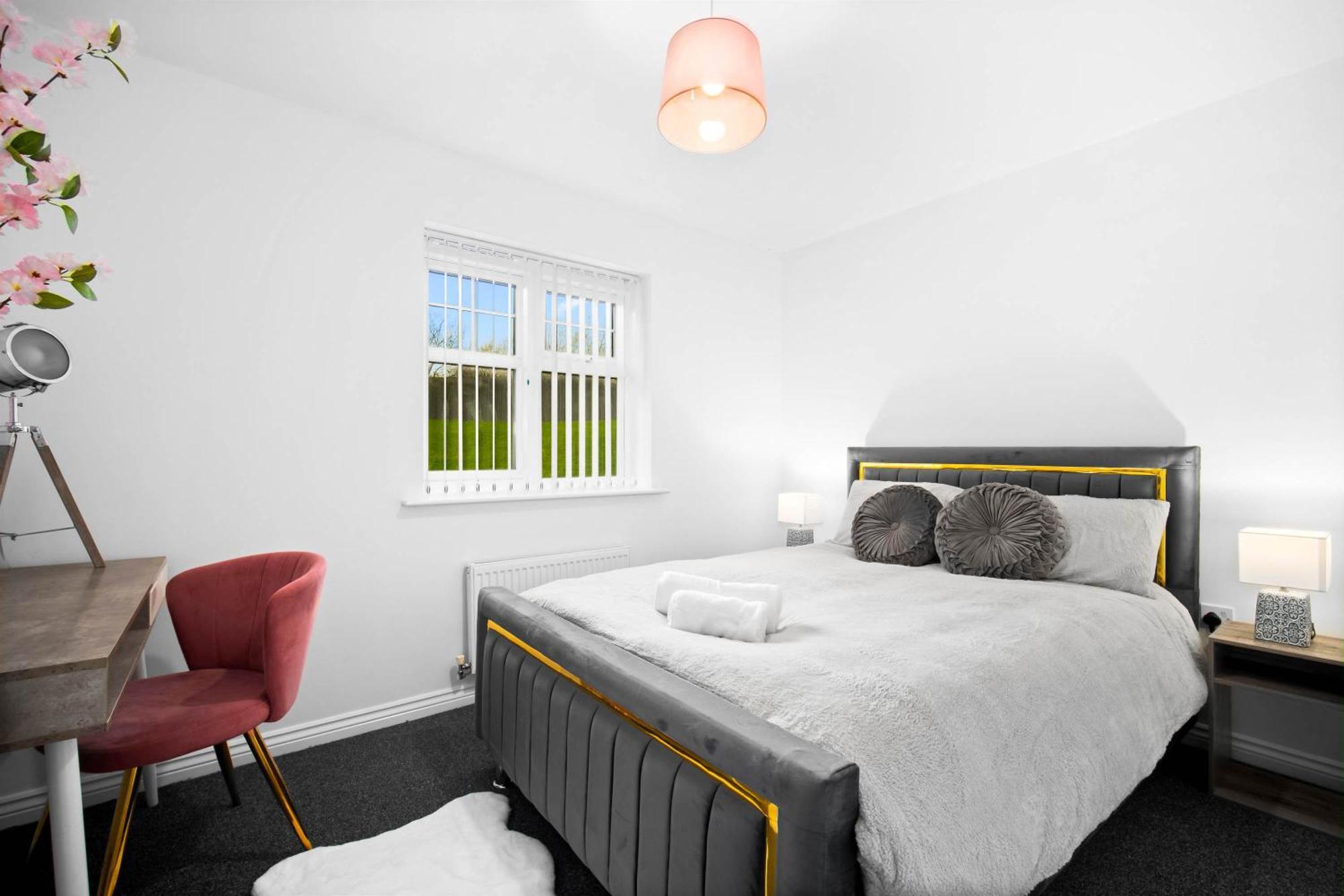 Harmony House 3 Bedroom New Build For Families, Contractors, Black Country Museum Sleeps 6 Tipton Zewnętrze zdjęcie