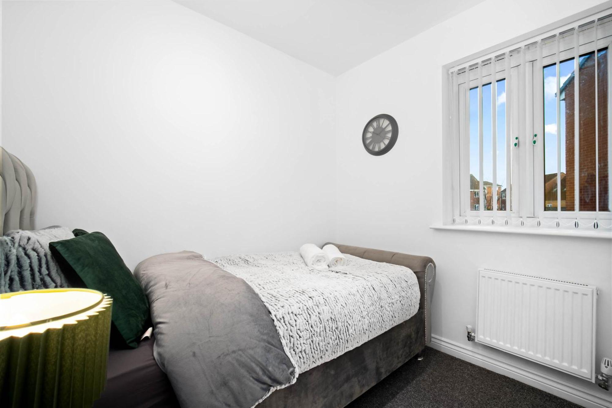 Harmony House 3 Bedroom New Build For Families, Contractors, Black Country Museum Sleeps 6 Tipton Zewnętrze zdjęcie