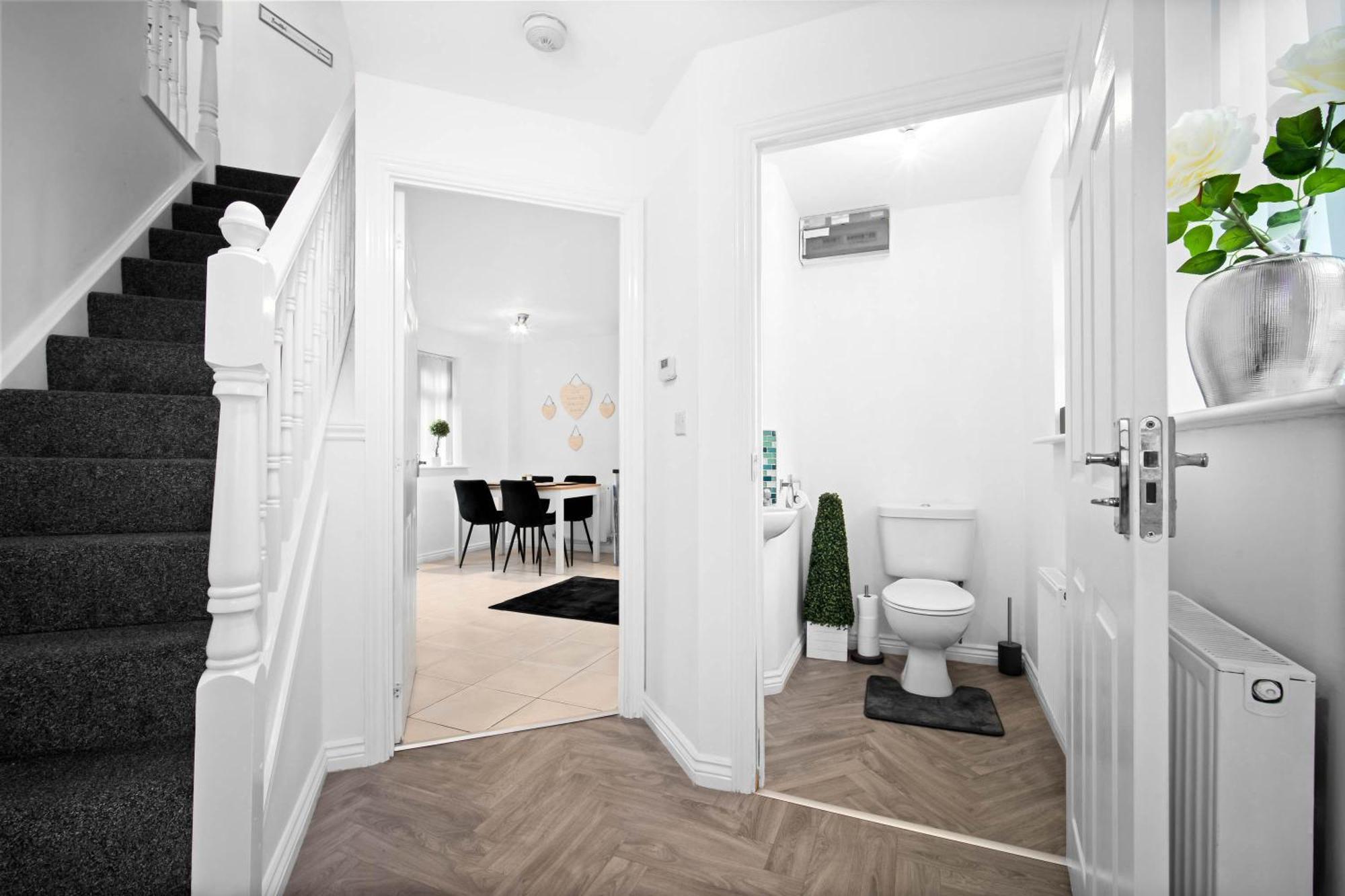 Harmony House 3 Bedroom New Build For Families, Contractors, Black Country Museum Sleeps 6 Tipton Zewnętrze zdjęcie