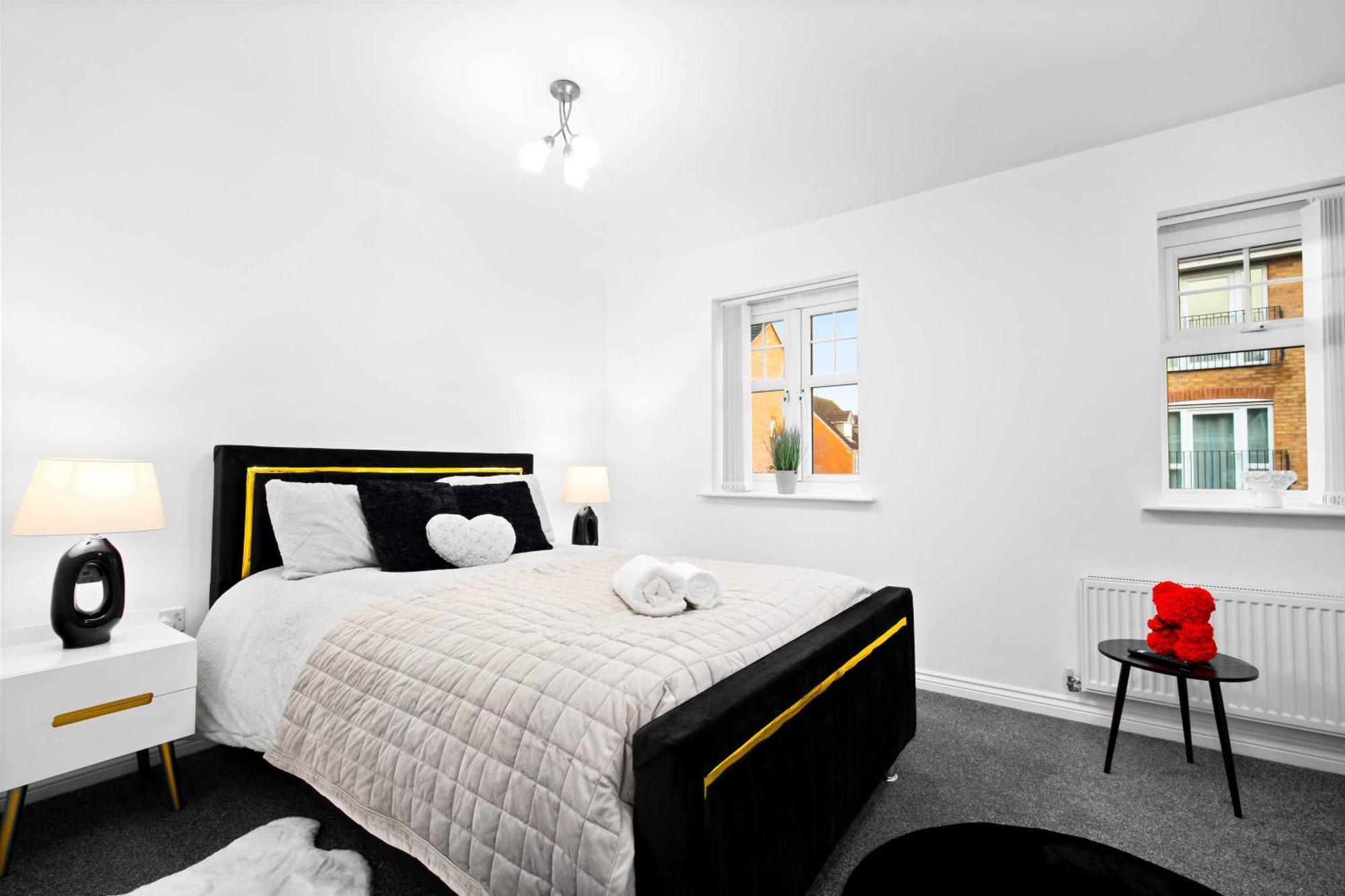 Harmony House 3 Bedroom New Build For Families, Contractors, Black Country Museum Sleeps 6 Tipton Zewnętrze zdjęcie